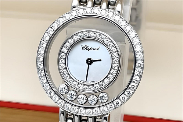 珍愛時光，完美如初：蕭邦手表后蓋劃痕修復秘籍（圖）